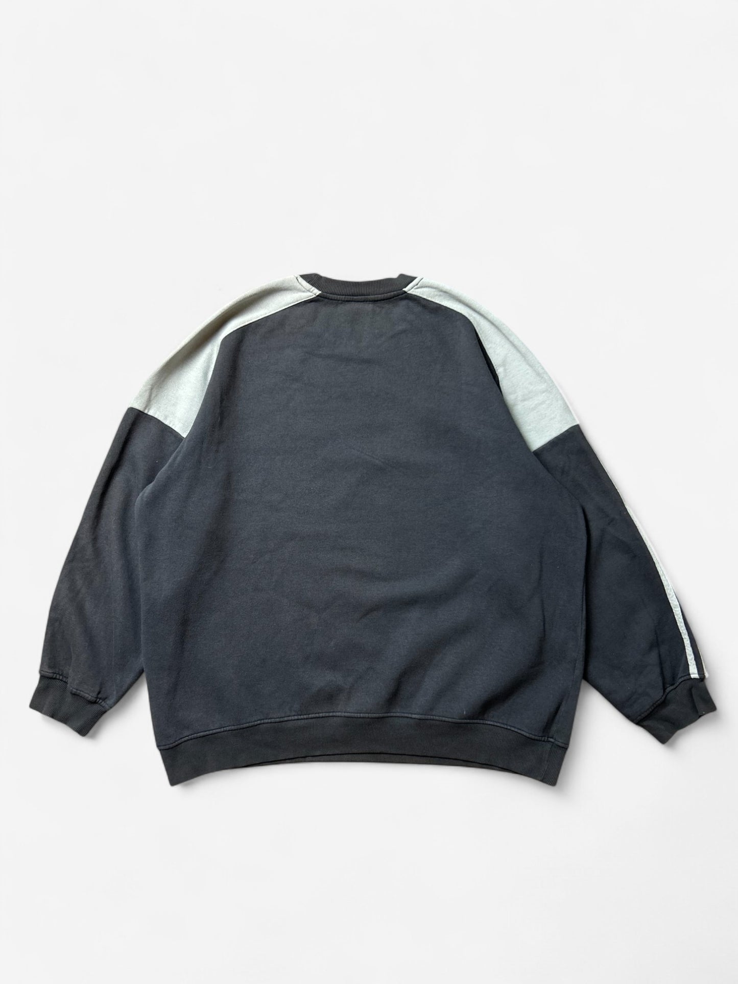 Adidas Grey Embroidered Logo Sweatshirt (L)